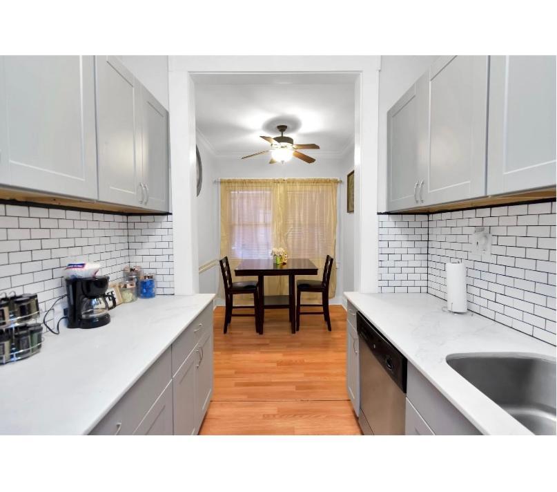 Cozy Downtown Studio By Toyota Center ฮูสตัน ภายนอก รูปภาพ