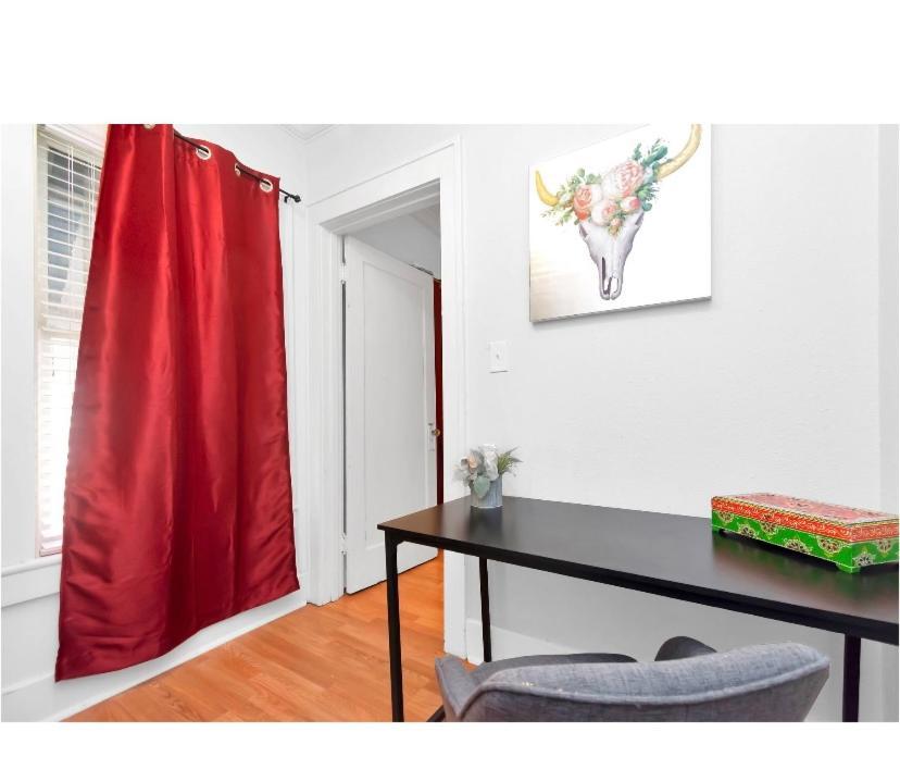 Cozy Downtown Studio By Toyota Center ฮูสตัน ภายนอก รูปภาพ